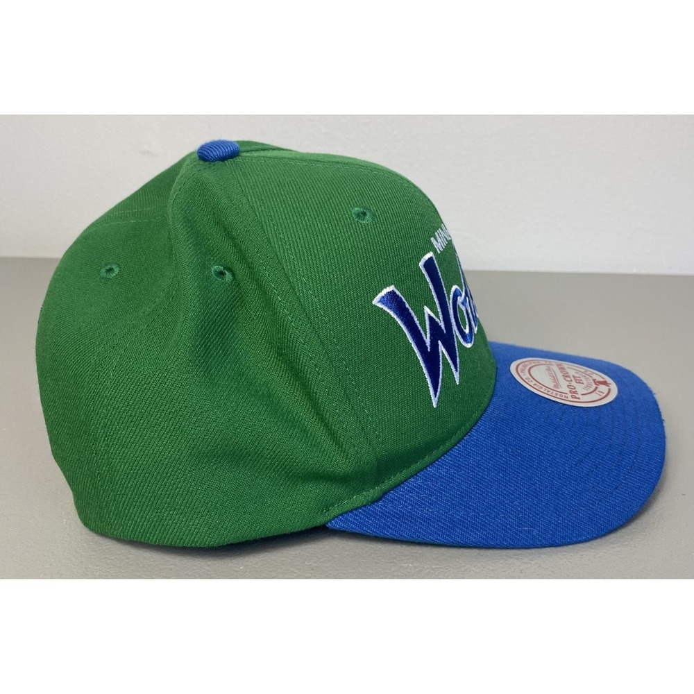 Mitchell & Ness Minnesota Timberwolves Wolves Snapback Cap Green Script - Picture 2 of 10